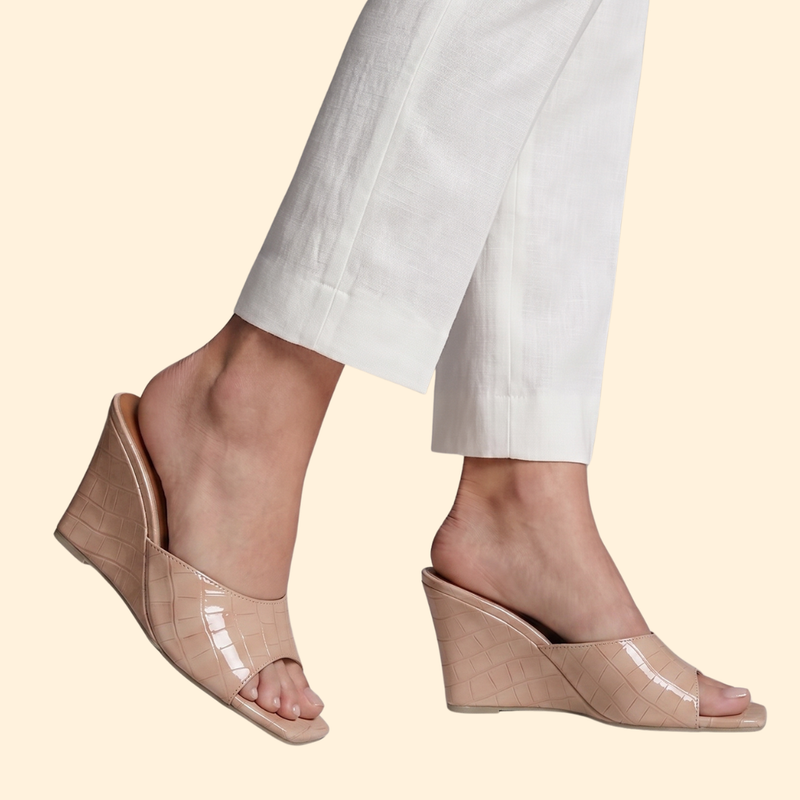 Women’s Wedge Sandals with Croc Embossing