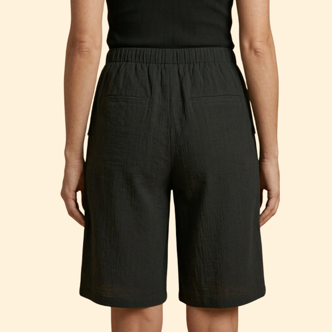 Women’s Wide Leg Shorts with Cargo Pockets