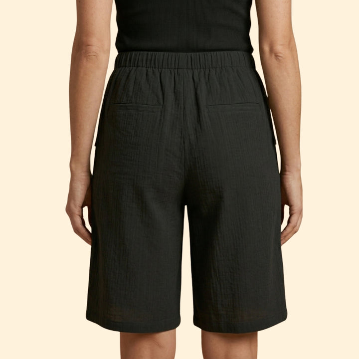 Women’s Wide Leg Shorts with Cargo Pockets