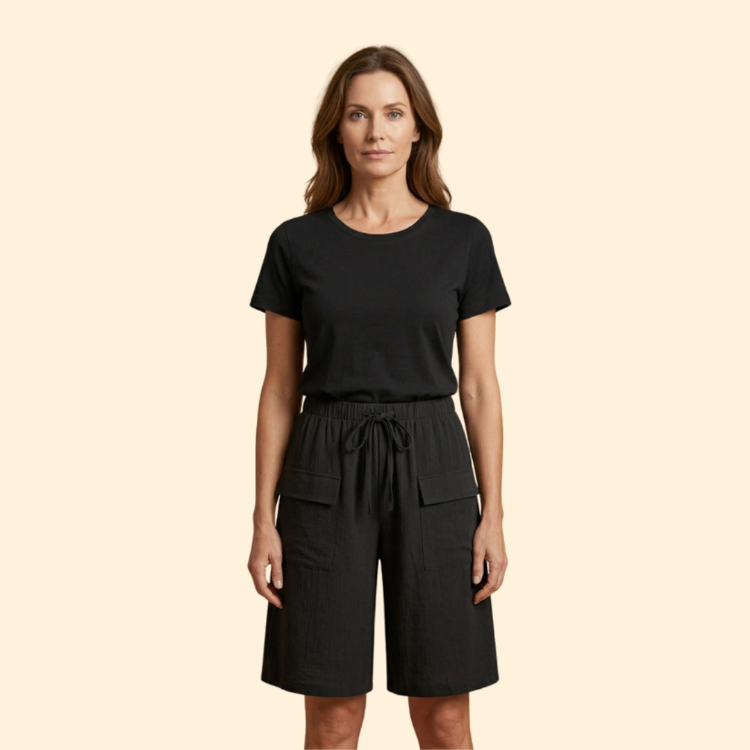 Women’s Wide Leg Shorts with Cargo Pockets