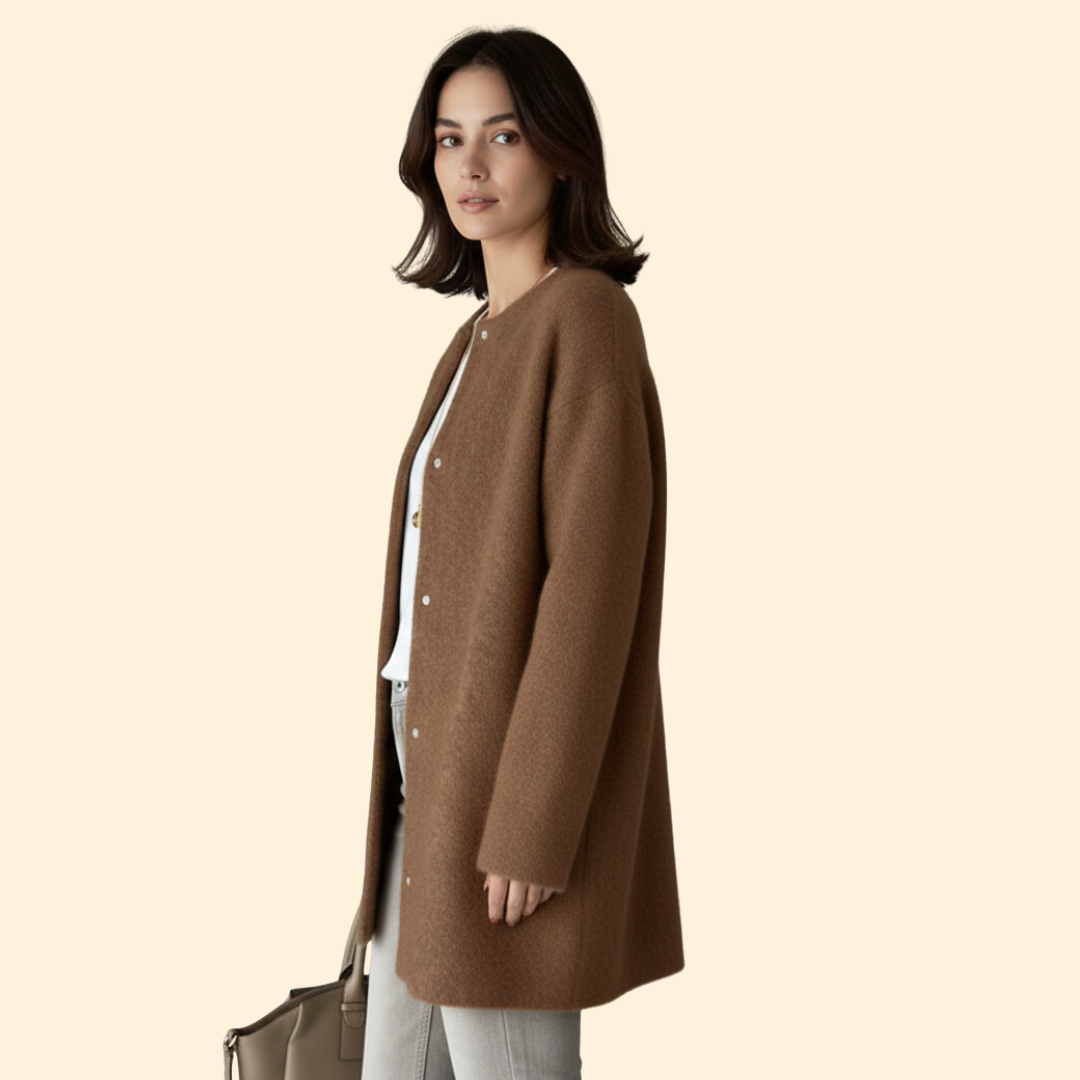 Women’s Coat with Round Neckline