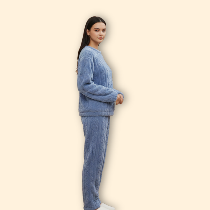 Women’s Fleece Pajama Set with Long Sleeves