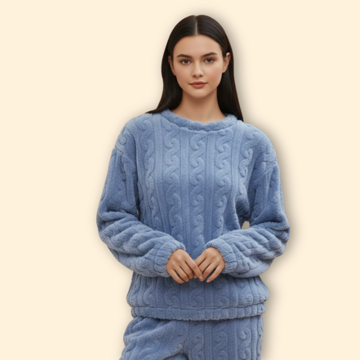 Women’s Fleece Pajama Set with Long Sleeves