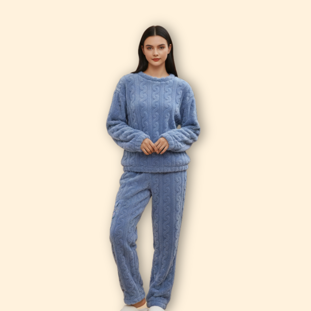 Women’s Fleece Pajama Set with Long Sleeves